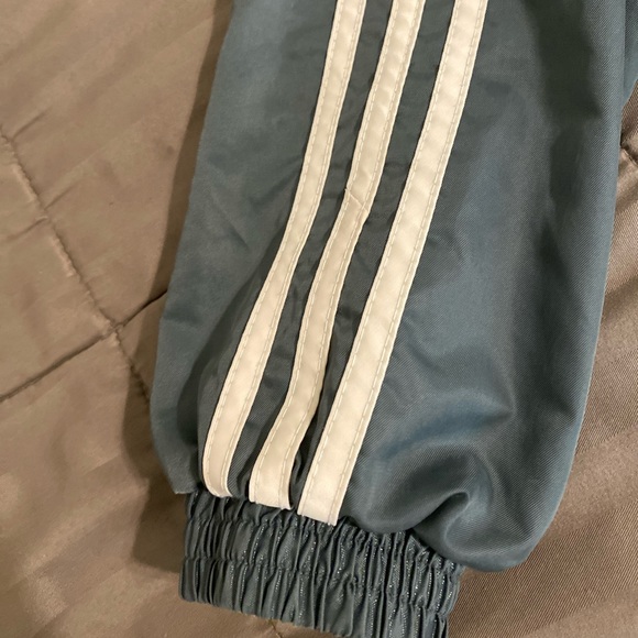 Adidas windbreaker (vintage) - Picture 2 of 6